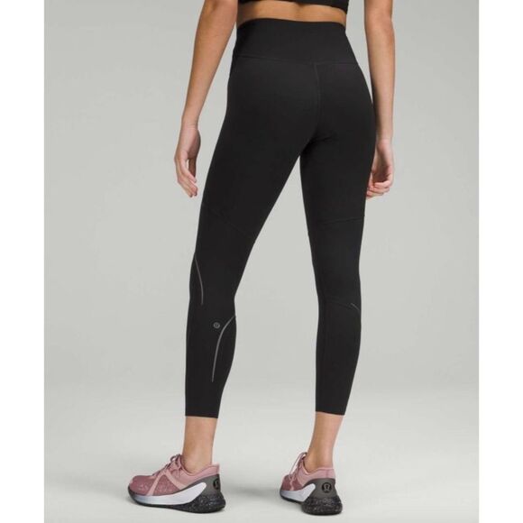 Lululemon Base Pace High-Rise Reflective Tight 25" - Picture 2 of 11
